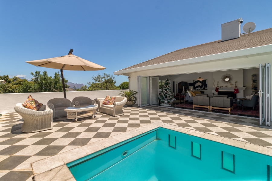 4 Bedroom Property for Sale in Briza Western Cape